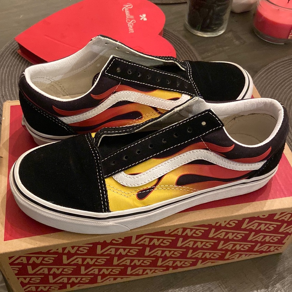 Flame vans